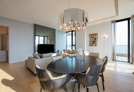 Porta Nuova'nın kalbinde, 21. katta yer alan, 235 metrekarelik panoramik manzaralı özel mülk Image 5