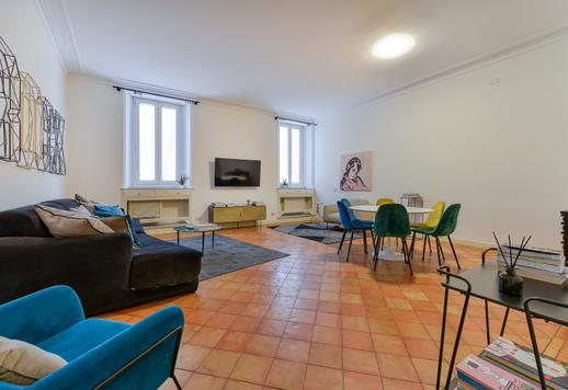 Piazza di Spagna&#39;da 3 yatak odası ve 3 banyolu, üçüncü katta 170 metrekarelik daire Image 3