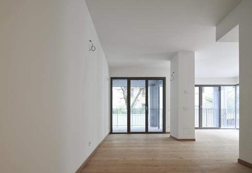 Fine estate with terrace overlloking an exclusive internal courtyard in Milan's art district Image 7