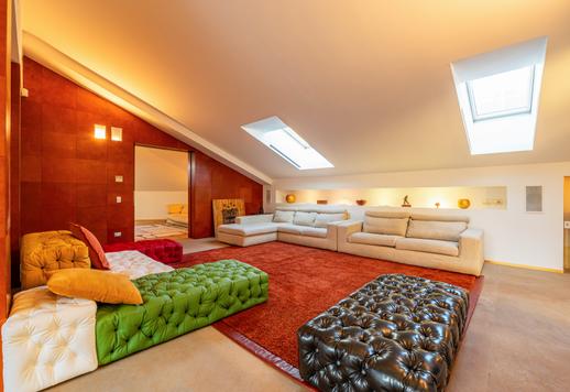 Exklusive 500 m² Wohnung auf zwei Ebenen mit Terrasse, Fitnessbereich und Premium-Ausstattung Image 2