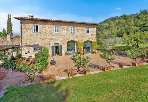 Prestigiada casa de campo com anexo, piscina, quadra de tênis e um parque privativo de 2,3 hectares, a poucos minutos do centro de Florença. Image 7