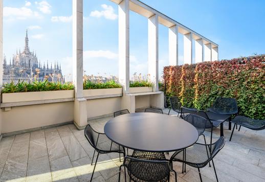 Exkluzív, világos birtok a katedrális és a Brera között, a város legikonikusabb szívében Image 2