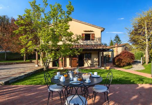 Bájos rezidencia két független villával, 14 hektáron, elegáns belső terekkel Image 6