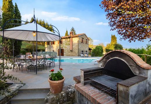 Bájos rezidencia két független villával, 14 hektáron, elegáns belső terekkel Image 5