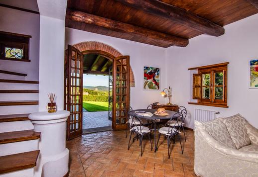 Bájos rezidencia két független villával, 14 hektáron, elegáns belső terekkel Image 8