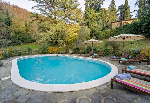 13th-century estate with vast olive grove and pool Image 8