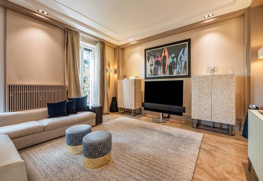 Vakkert renovert eiendom med store balkonger og fantastisk utsikt over grøntområdet mellom Corso Garibaldi og Arena di Milano. Image 5