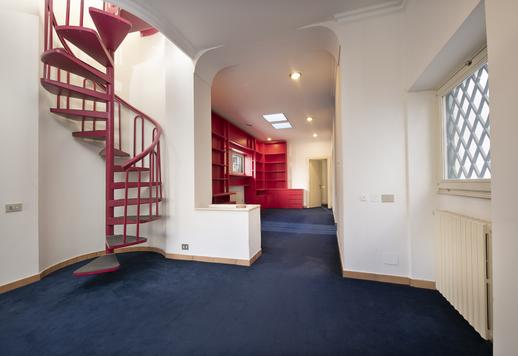 Lägenhet på över 200 kvm med takterrass och utsikt över den eviga staden mellan Piazza di Spagna och Piazza del Popolo Image 3