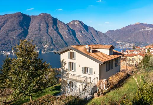 Резиденция класса люкс между Комо и Белладжо с четырьмя уровнями панорамного сада,приватной обстановкой и услугами. Image 2