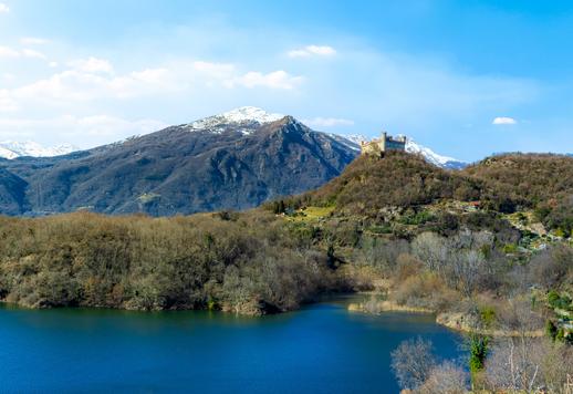 Imponerende historisk eiendom på over 2500 kvm med 11 soverom, 13 bad, et kapell med fresker og et anneks, omgitt av en 6,6 hektar stor panoramapark. Image 1