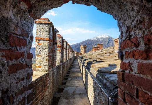 Imponerende historisk eiendom på over 2500 kvm med 11 soverom, 13 bad, et kapell med fresker og et anneks, omgitt av en 6,6 hektar stor panoramapark. Image 6