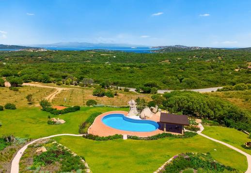 Modern villa, kilátással a La Maddalena-szigetcsoportra Image 6