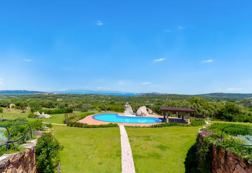 Modern villa, kilátással a La Maddalena-szigetcsoportra Image 9
