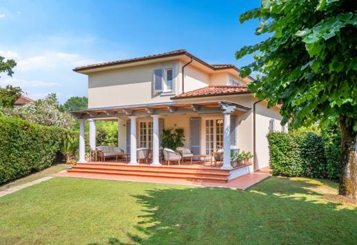 Zeitgenössische Residenz mit Designerstil, nahe dem Meer Image 1