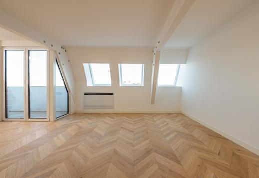 Residenz von etwa 130 qm mit 80 qm Wohnterrasse, drei Schlafzimmern, drei Bädern und direktem Zugang zum Rooftop in elegantem Gebäude in der Zona Gambara Image 4