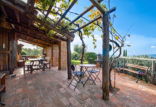 Casa de campo renovada com casa de hóspedes, piscina panorâmica e olival produtivo em um local isolado, a uma curta distância da costa do Mar Tirreno. Image 9