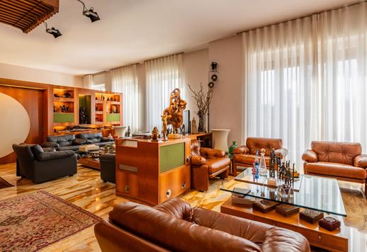 Residenza di rappresentanza nel cuore residenziale di Milano con vista sull'iconica Torre Velasca Image 3