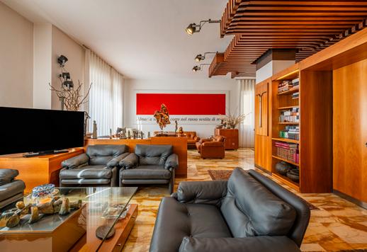 Residenza di rappresentanza nel cuore residenziale di Milano con vista sull'iconica Torre Velasca Image 6