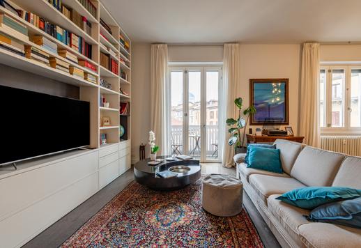 عقار فاخر مكون من طابقين بمساحة 130 متر مربع في قلب منطقة التصميم، في مبنى أنيق مزود بمصعد وتدفئة مركزية. Image 4