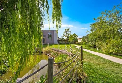 Esclusiva struttura di circa 800 mq lordi con diciotto camere, area wellness completa, giardino privato e parcheggio riservato nel cuore della campagna toscana Image 3