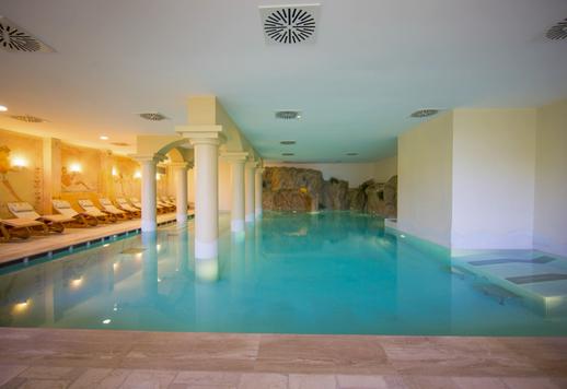 Esclusiva struttura di circa 800 mq lordi con diciotto camere, area wellness completa, giardino privato e parcheggio riservato nel cuore della campagna toscana Image 5