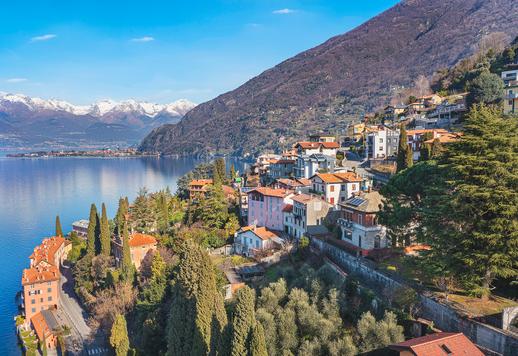 عقار تاريخي مرموق يطل على بحيرة كومو، مع حديقة مسطحة وملحق. Image 3