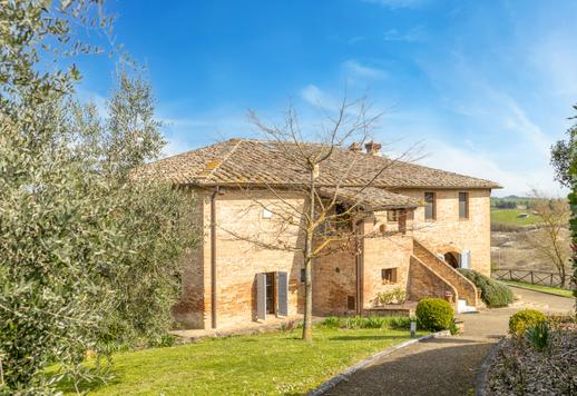 Viehättävä kartano Sienan kukkuloiden keskellä, puutarhalla, oliivitarhalla ja täydellisellä yksityisyydellä Image 5