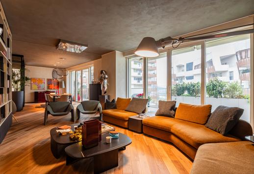 An exclusive estate of the highest quality with big panoramic terraces, two garages and a cellar. Image 3