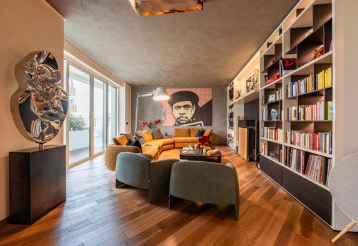 An exclusive estate of the highest quality with big panoramic terraces, two garages and a cellar. Image 2