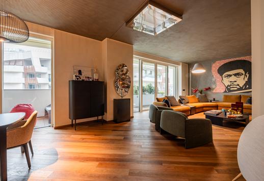 An exclusive estate of the highest quality with big panoramic terraces, two garages and a cellar. Image 5