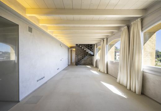 Elegante dimora di charme con giardino terrazzato e area SPA Image 9