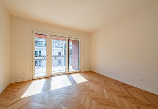 عقار يجسد الفخامة المعاصرة بأناقة ووظائف عملية، معروض للبيع في شارع لويجي كانونيكا Image 9