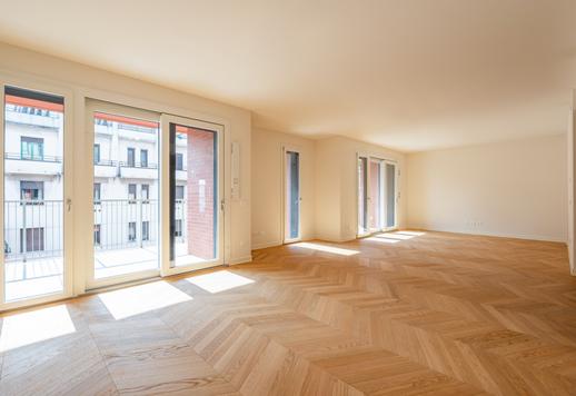 Situé dans le nouveau complexe résidentiel raffiné de la Via Canonica, cet appartement est à vendre avec terrasse et balcon Image 2