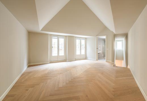 Prestigieuse propriété indépendante de 400 m² sur quatre niveaux, composée de deux logements avec entrées séparées et dotée d'une terrasse habitable de 80 m² Image 6