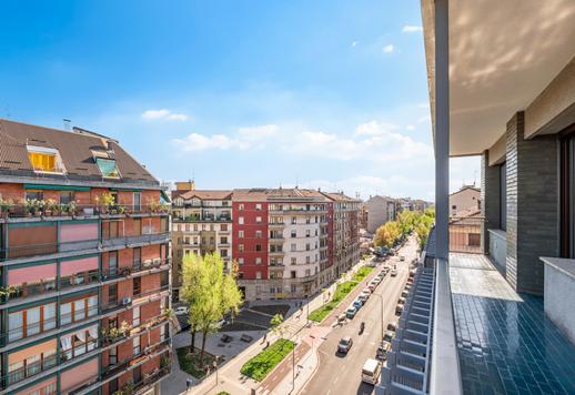 195 kvm lägenhet på sjunde våningen, med fyra sovrum, tre badrum, master suite med dubbel klädkammare och separat gästområde Image 9