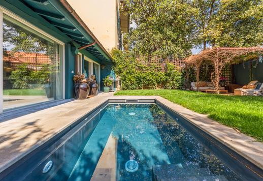 Elegante residencia de diseño en el corazón de Florencia con piscina privada Image 5