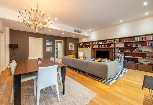 منزل عصري فاخر في قلب ميلانو الأكثر تميزاً Image 6