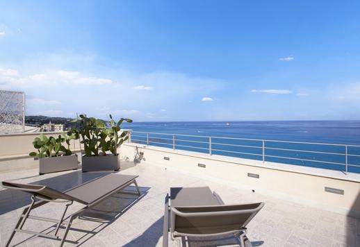 Demeure historique de 382 m² sur deux niveaux, dotée d'une terrasse panoramique de 100 m² et de finitions de luxe qui préservent les détails architecturaux d'origine du four du XVIIe siècle Image 7