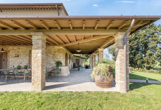 Resort di charme nelle colline pisane con vigneti e uliveto privato Image 7
