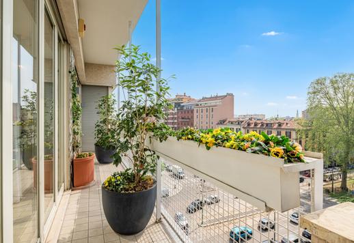 Exklusive Residenz mit einzigartigen 365 m² im fünften Obergeschoss, mit zwei Eingängen, dreifachem Salon, fünf Schlafzimmern, sechs Bädern und Terrasse mit Blick auf die Wahrzeichen der Stadt Image 7