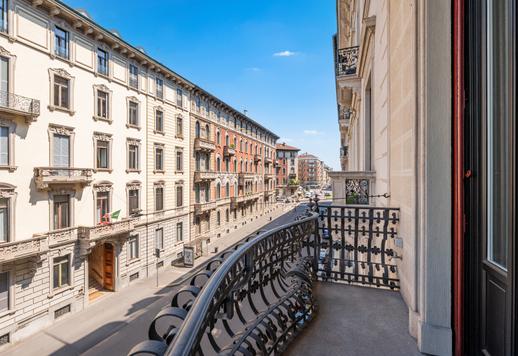 Burjuva Art Nouveau binasının zemin katı: Milano'nun kalbinde tasarımcı dokunuşları ve çağdaş bir tasarım. Image 7