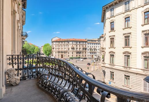 Burjuva Art Nouveau binasının zemin katı: Milano'nun kalbinde tasarımcı dokunuşları ve çağdaş bir tasarım. Image 6