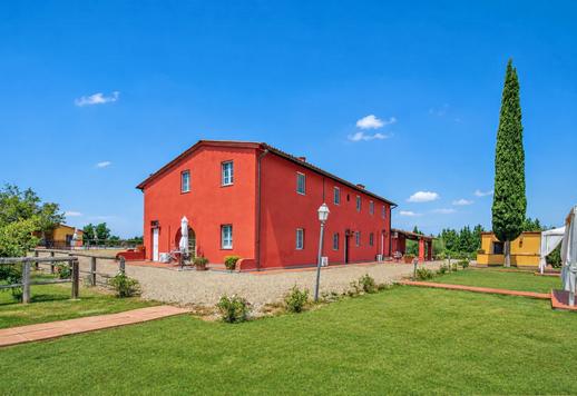 Villa del Settecento di 890 mq su due livelli che si articola in 13 appartamenti indipendenti Image 9