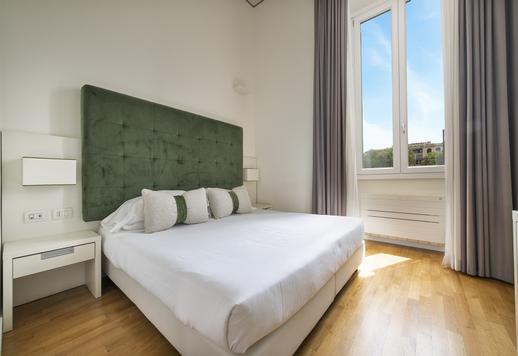 230 neliömetrin kiinteistö arvostetussa Umbertine-rakennuksessa Rooman eleganteimman ja hienostuneen kaupunginosan sydämessä Image 7