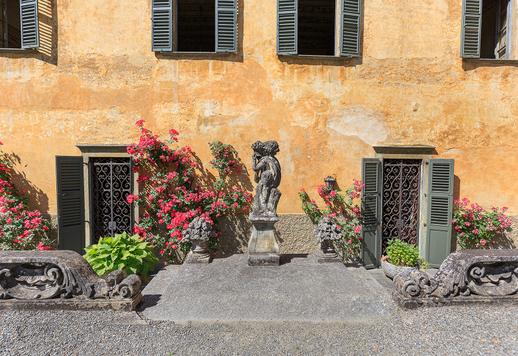 Demeure historique de 5 450 m² comprenant 80 pièces de prestige, avec des caves historiques datant du XVIe siècle et un jardin à l'italienne Image 8