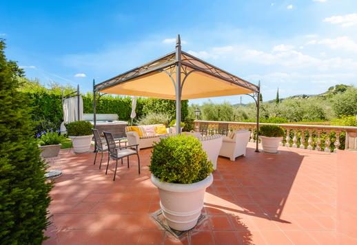 Porzione di Villa Storica del Cinquecento di 650 mq su quattro livelli che ospitano 4 camere e 5 bagni Image 6