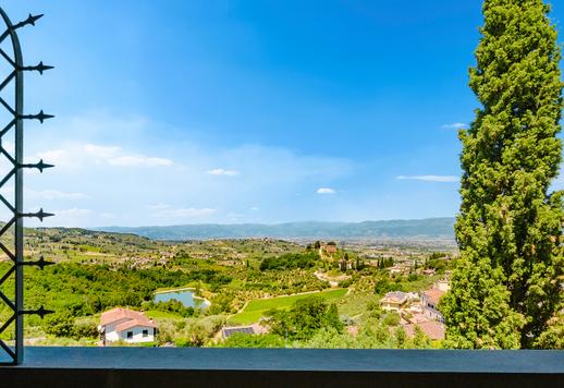 Porzione di Villa Storica del Cinquecento di 650 mq su quattro livelli che ospitano 4 camere e 5 bagni Image 4