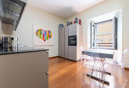 Demeure de 200 m² au cœur de la capitale, comprenant cinq grandes chambres, chacune dotée de sa propre salle de bains privative Image 8