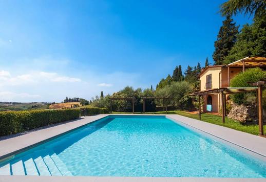 Proprietà di 721 mq complessivi distribuiti su tre edifici per sei unità abitative indipendenti per un totale di 19 camere e 13 bagni Image 5