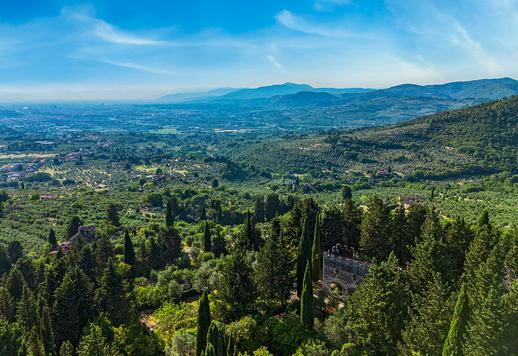Residenza di 160 mq di prestigio panoramico con tre camere e tre bagni Image 4